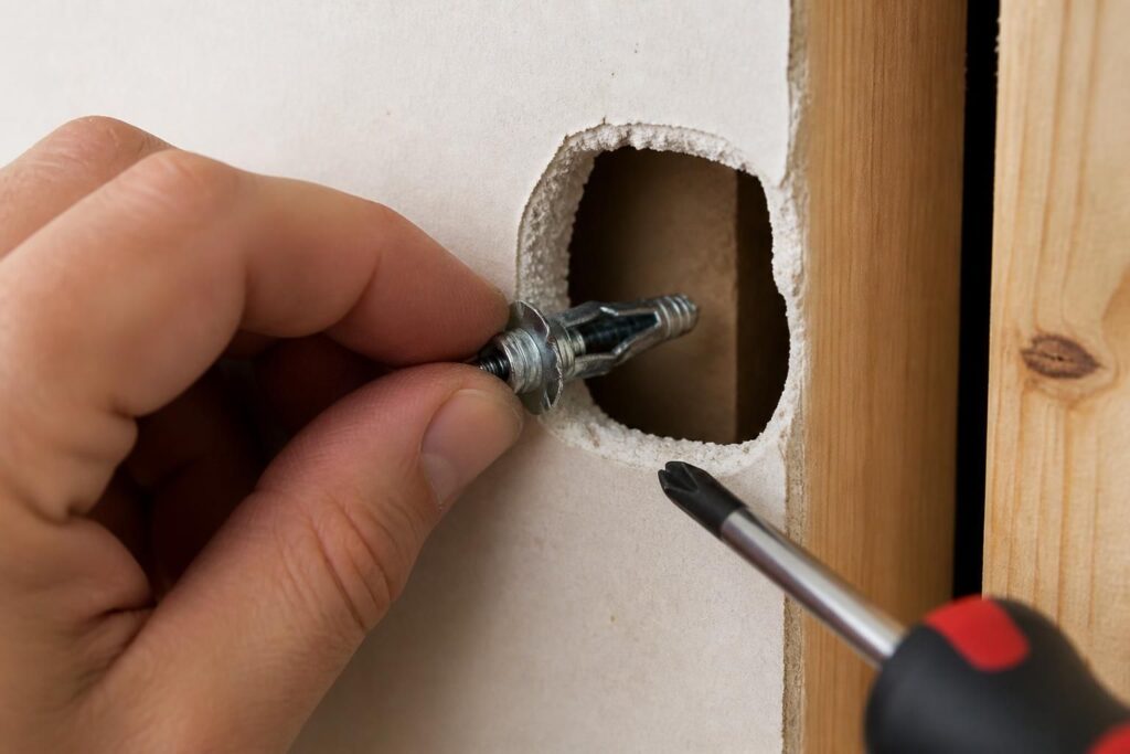 découvrez les solutions efficaces pour réparer une cheville molly qui tourne dans le vide et assurez une fixation solide et durable dans vos travaux de bricolage.